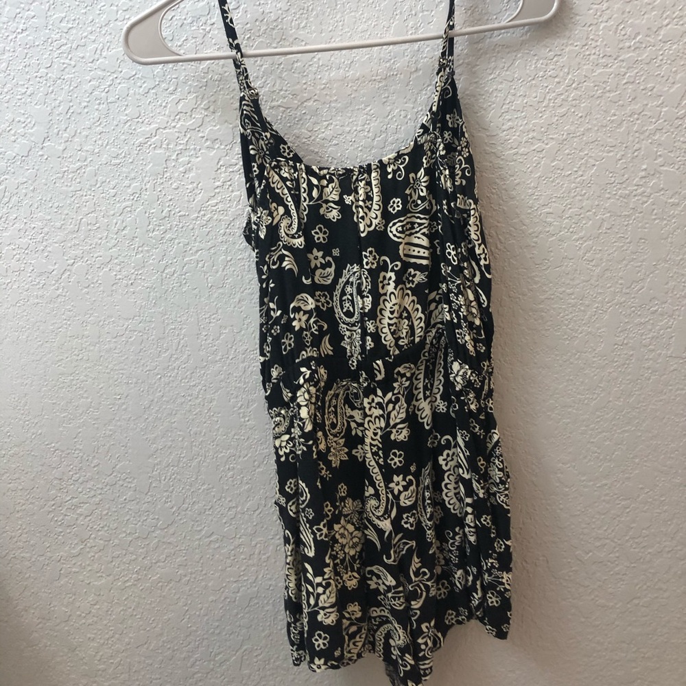 Romper - Picture 2 of 2